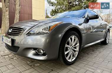 Купе Infiniti Q60 2015 в 