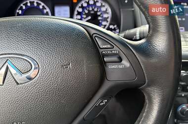 Купе Infiniti Q60 2015 в 