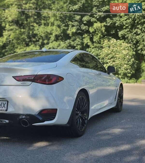 Купе Infiniti Q60 2019 в Києві