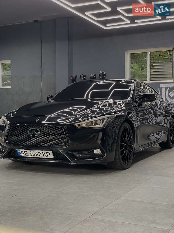 Купе Infiniti Q60 2016 в Днепре