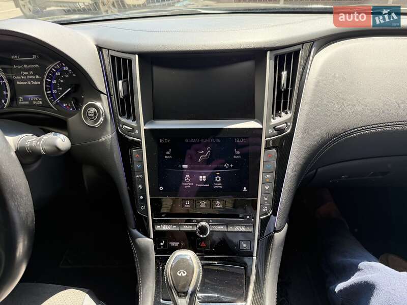 Купе Infiniti Q60 2016 в Киеве