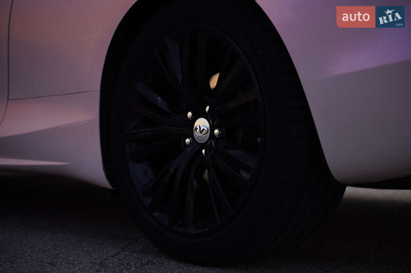 Купе Infiniti Q60 2016 в Харькове фото 23 Купе Infiniti Q60 2016 в Харькове