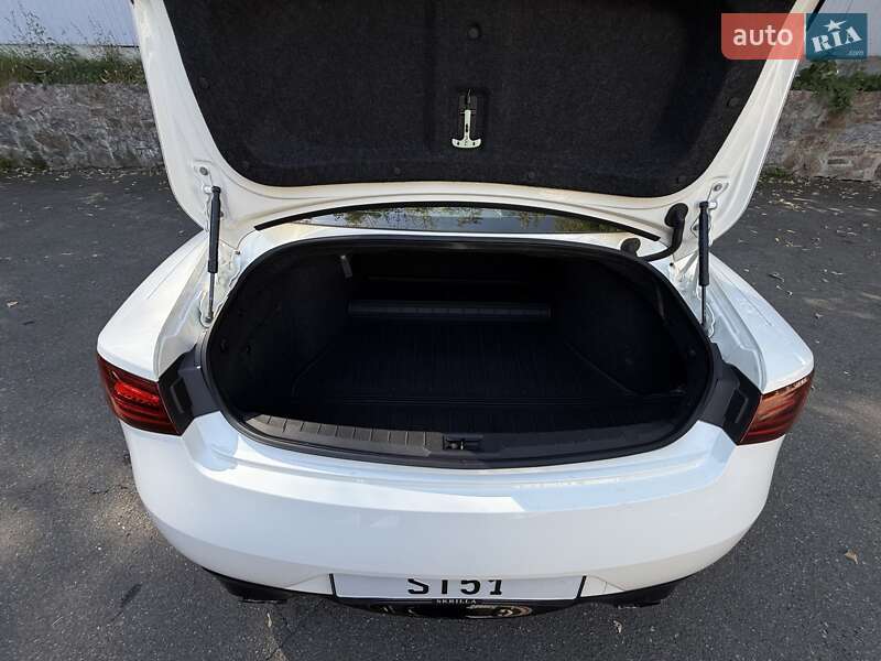 Купе Infiniti Q60 2017 в Києві