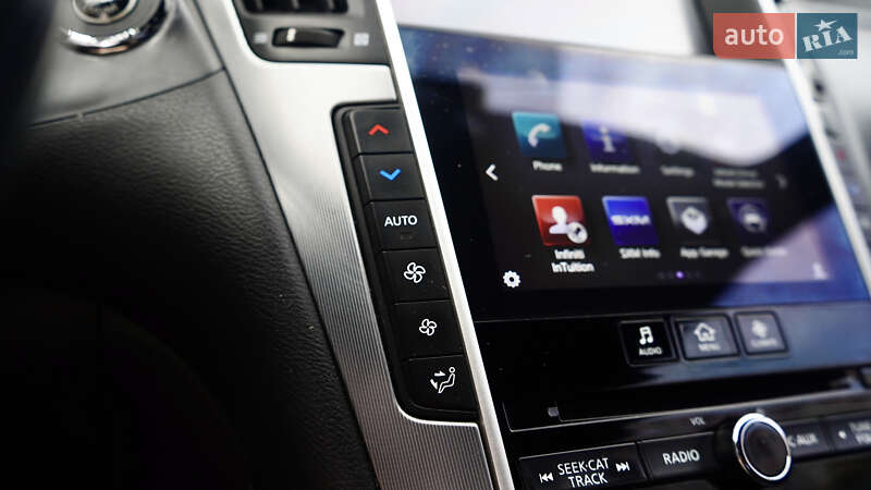 Купе Infiniti Q60 2017 в Львове фото 42 Купе Infiniti Q60 2017 в Львове