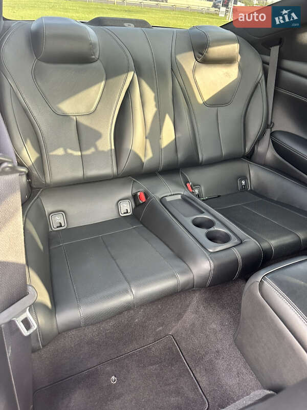 Купе Infiniti Q60 2016 в Києві фото 27 Купе Infiniti Q60 2016 в Києві