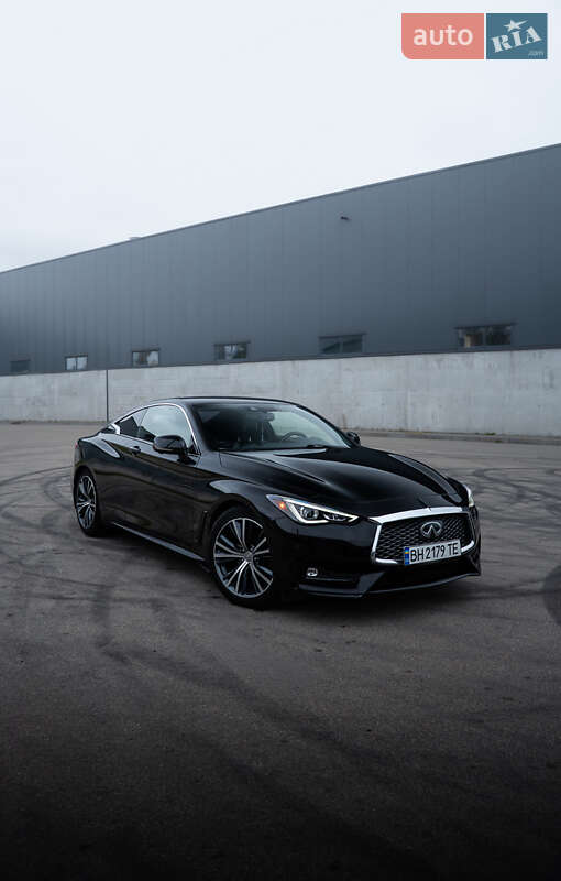 Купе Infiniti Q60 2016 в Києві фото 5 Купе Infiniti Q60 2016 в Києві