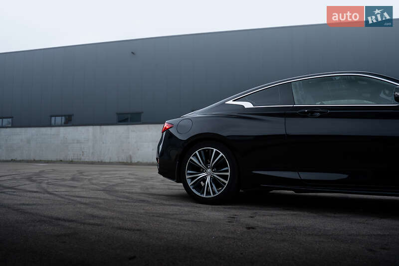 Купе Infiniti Q60 2016 в Києві фото 6 Купе Infiniti Q60 2016 в Києві