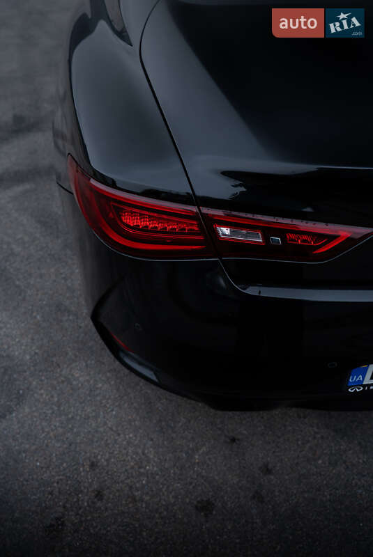 Купе Infiniti Q60 2016 в Києві фото 14 Купе Infiniti Q60 2016 в Києві