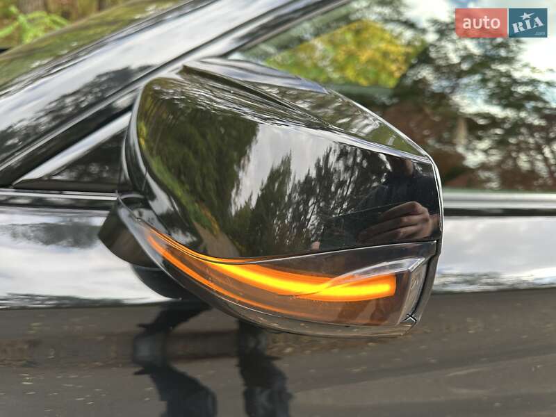 Купе Infiniti Q60 2021 в Києві фото 20 Купе Infiniti Q60 2021 в Києві