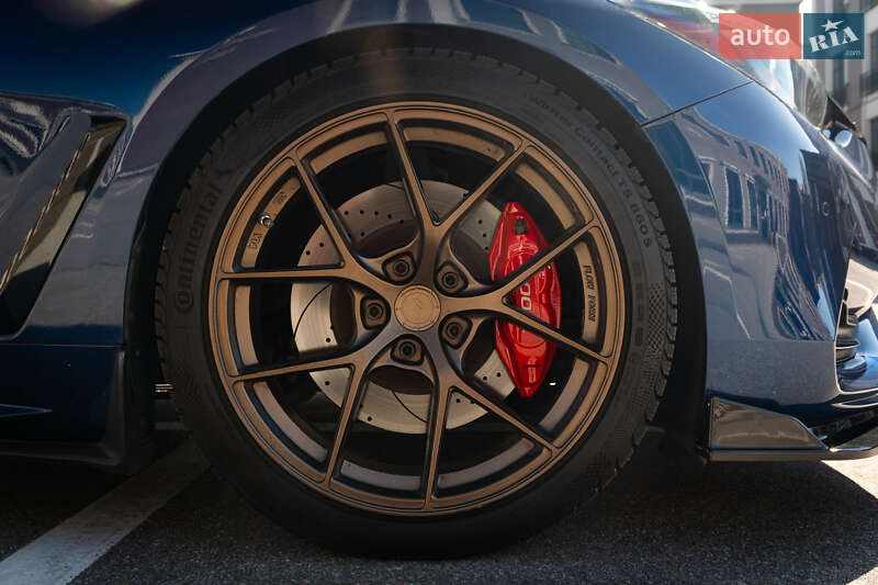 Купе Infiniti Q60 2017 в Киеве