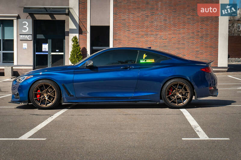 Купе Infiniti Q60 2017 в Киеве