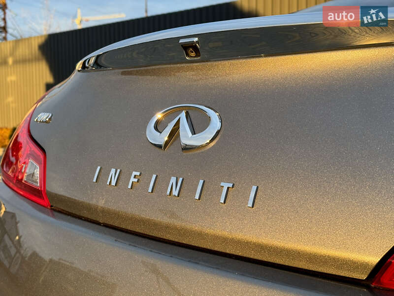 Купе Infiniti Q60 2015 в Виннице