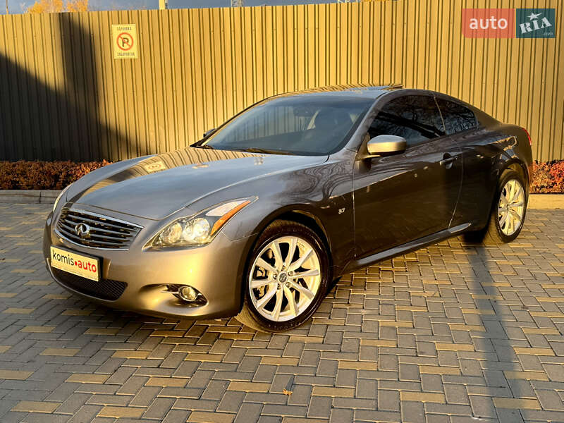 Купе Infiniti Q60 2015 в Виннице