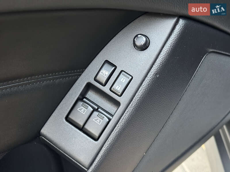 Купе Infiniti Q60 2015 в Виннице