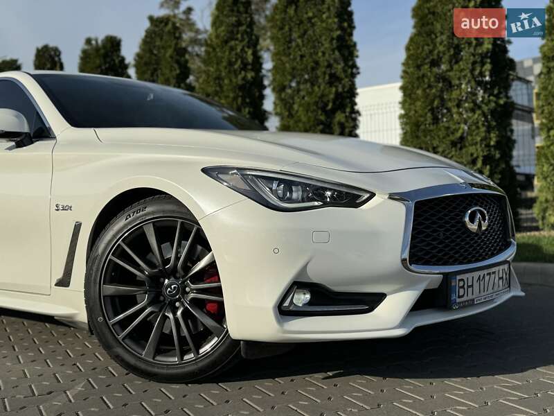 Купе Infiniti Q60 2017 в Киеве фото 10 Купе Infiniti Q60 2017 в Киеве