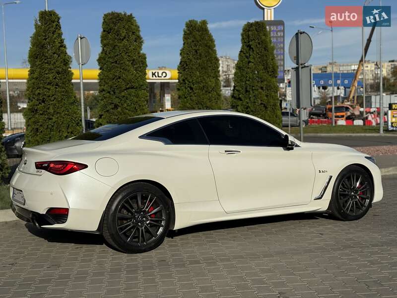 Купе Infiniti Q60 2017 в Киеве фото 15 Купе Infiniti Q60 2017 в Киеве