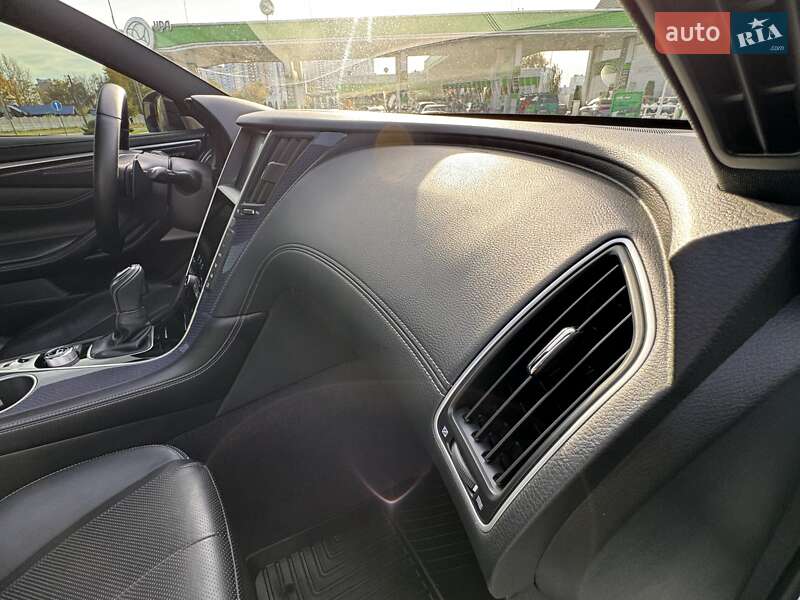 Купе Infiniti Q60 2017 в Киеве фото 97 Купе Infiniti Q60 2017 в Киеве