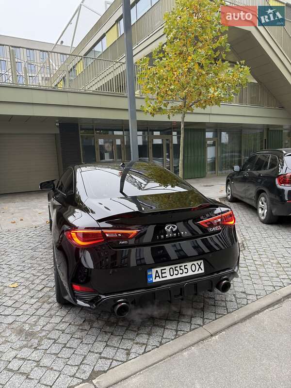 Купе Infiniti Q60 2019 в Киеве