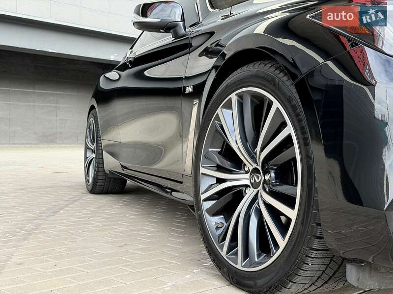 Купе Infiniti Q60 2020 в Киеве