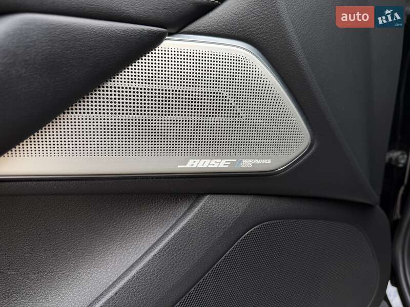 Купе Infiniti Q60 2020 в Киеве