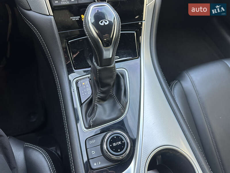 Купе Infiniti Q60 2020 в Києві фото 20 Купе Infiniti Q60 2020 в Києві