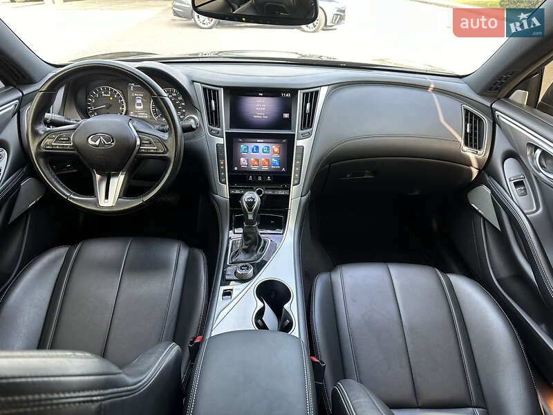 Купе Infiniti Q60 2020 в Києві фото 34 Купе Infiniti Q60 2020 в Києві