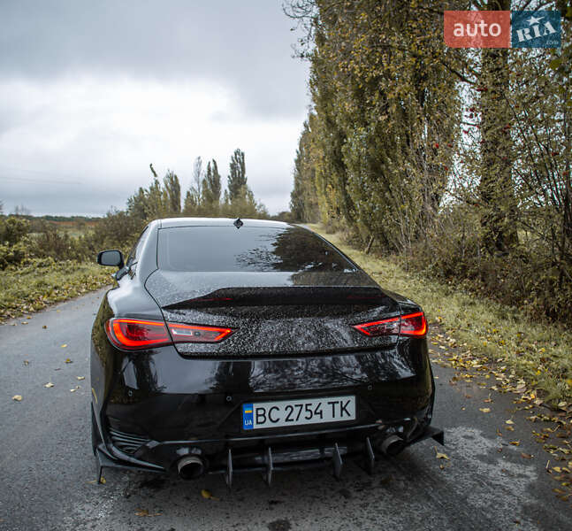 Купе Infiniti Q60 2016 в Львові