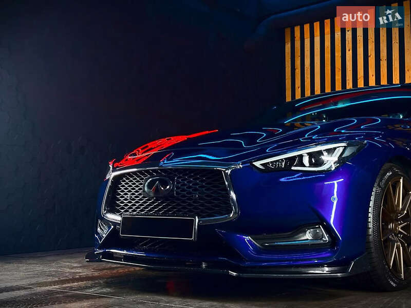 Infiniti Q60 2017