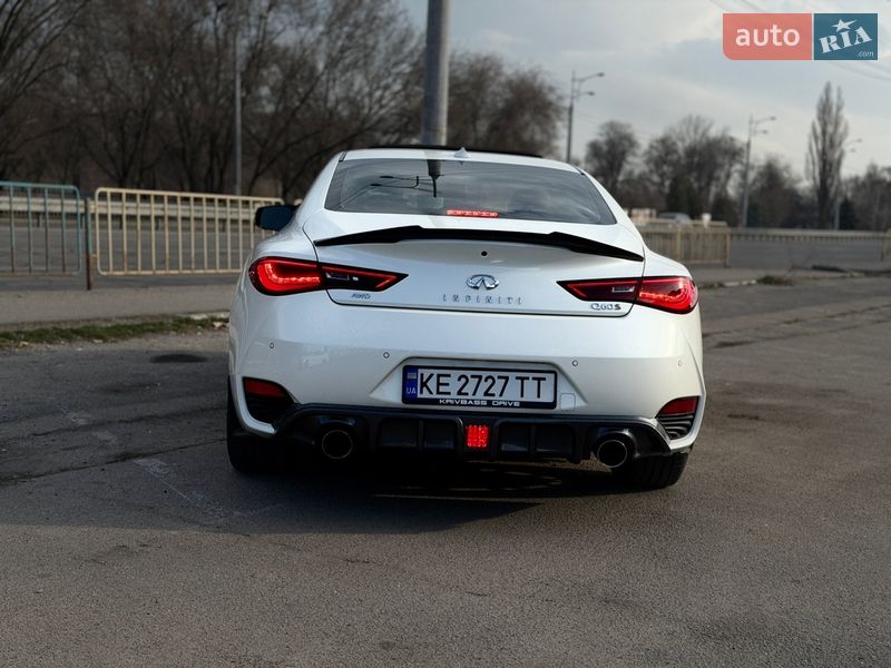 Купе Infiniti Q60 2016 в Днепре