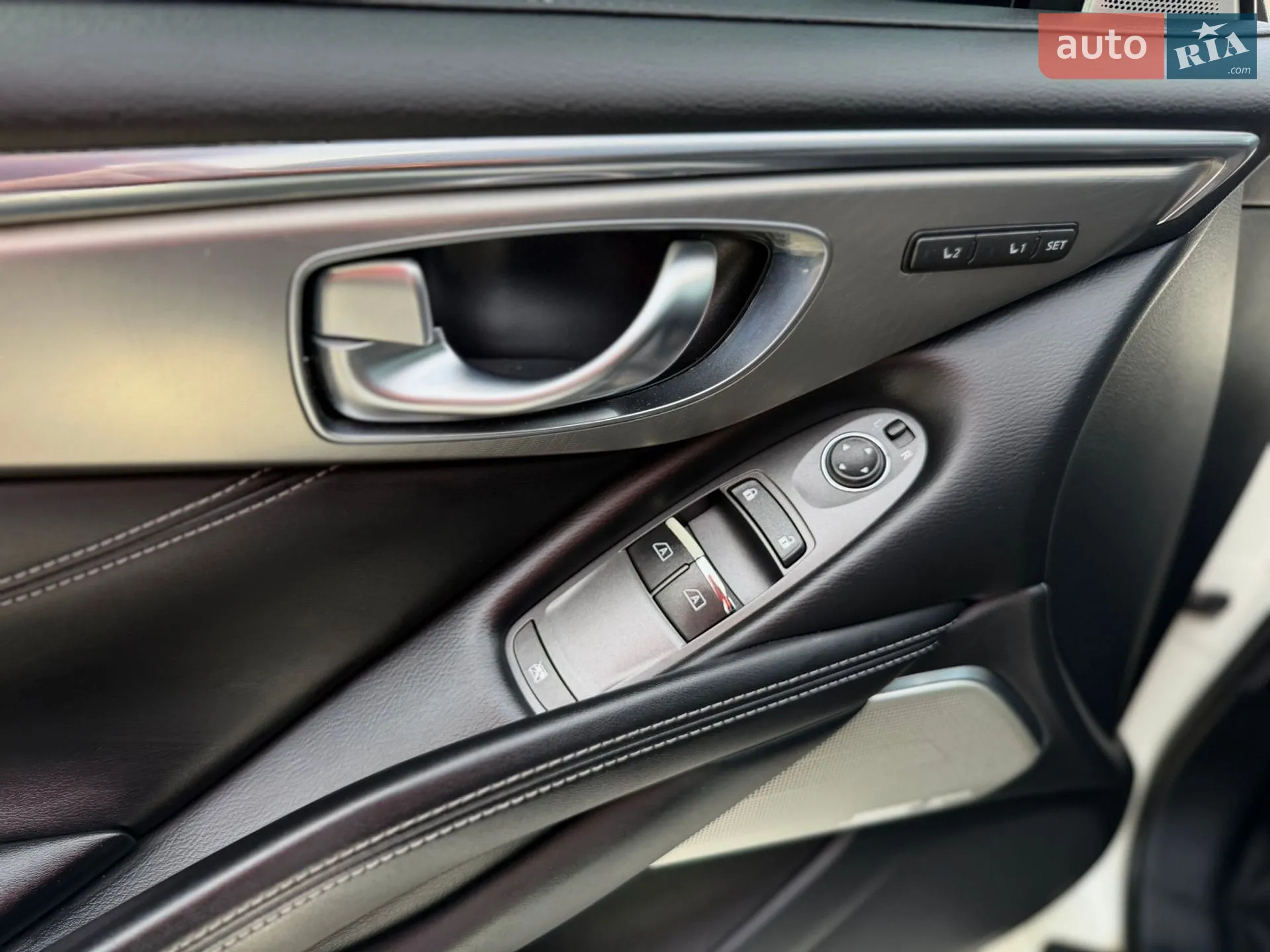 2016 Infiniti Q60 - мініатюра 16