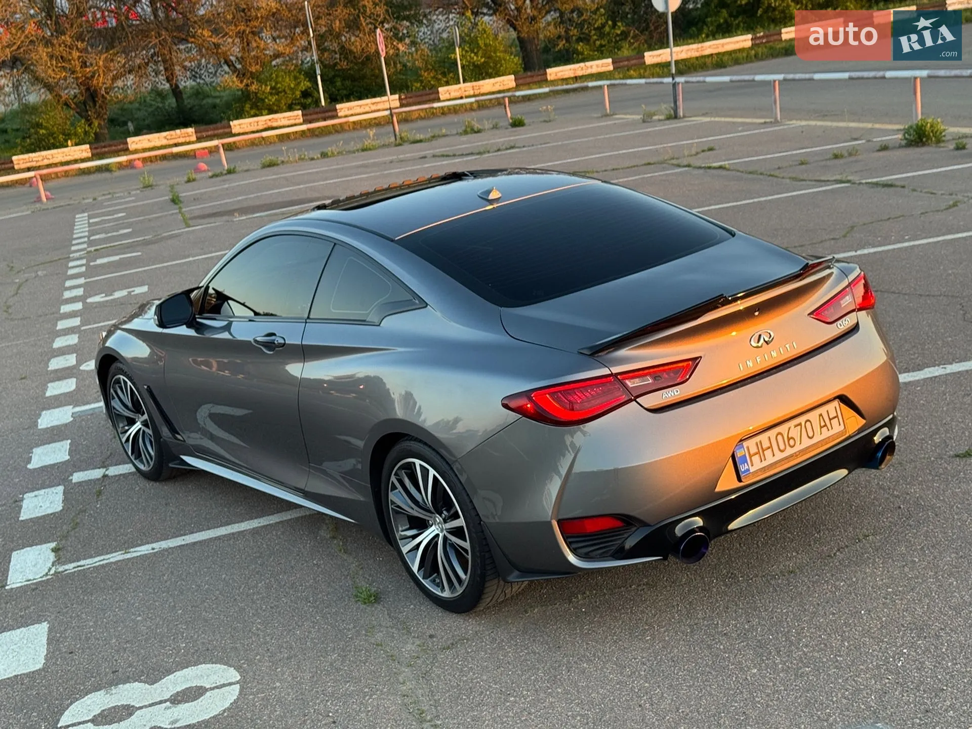 2017 Infiniti Q60 - мініатюра 10
