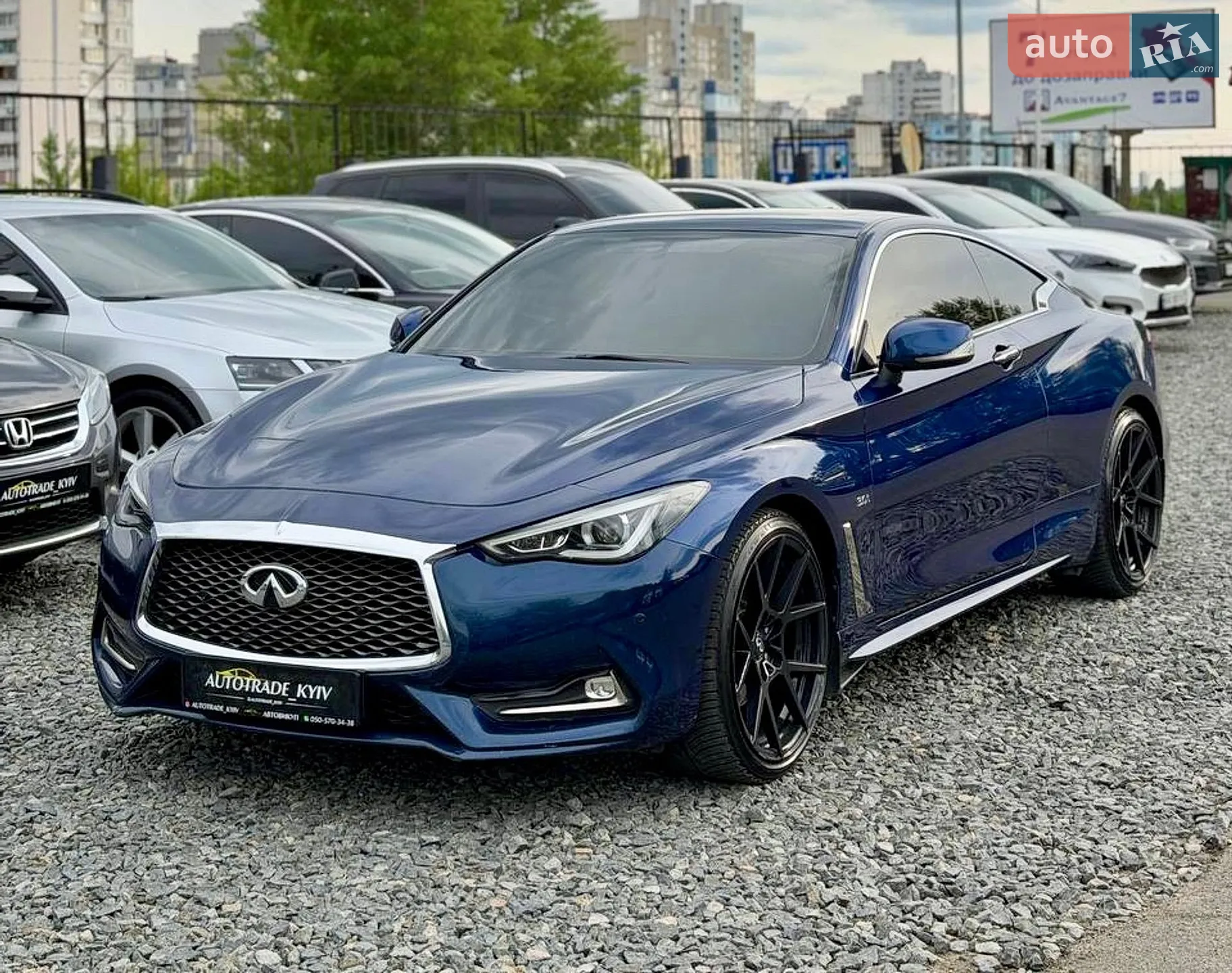 2017 Infiniti Q60 - фото 1