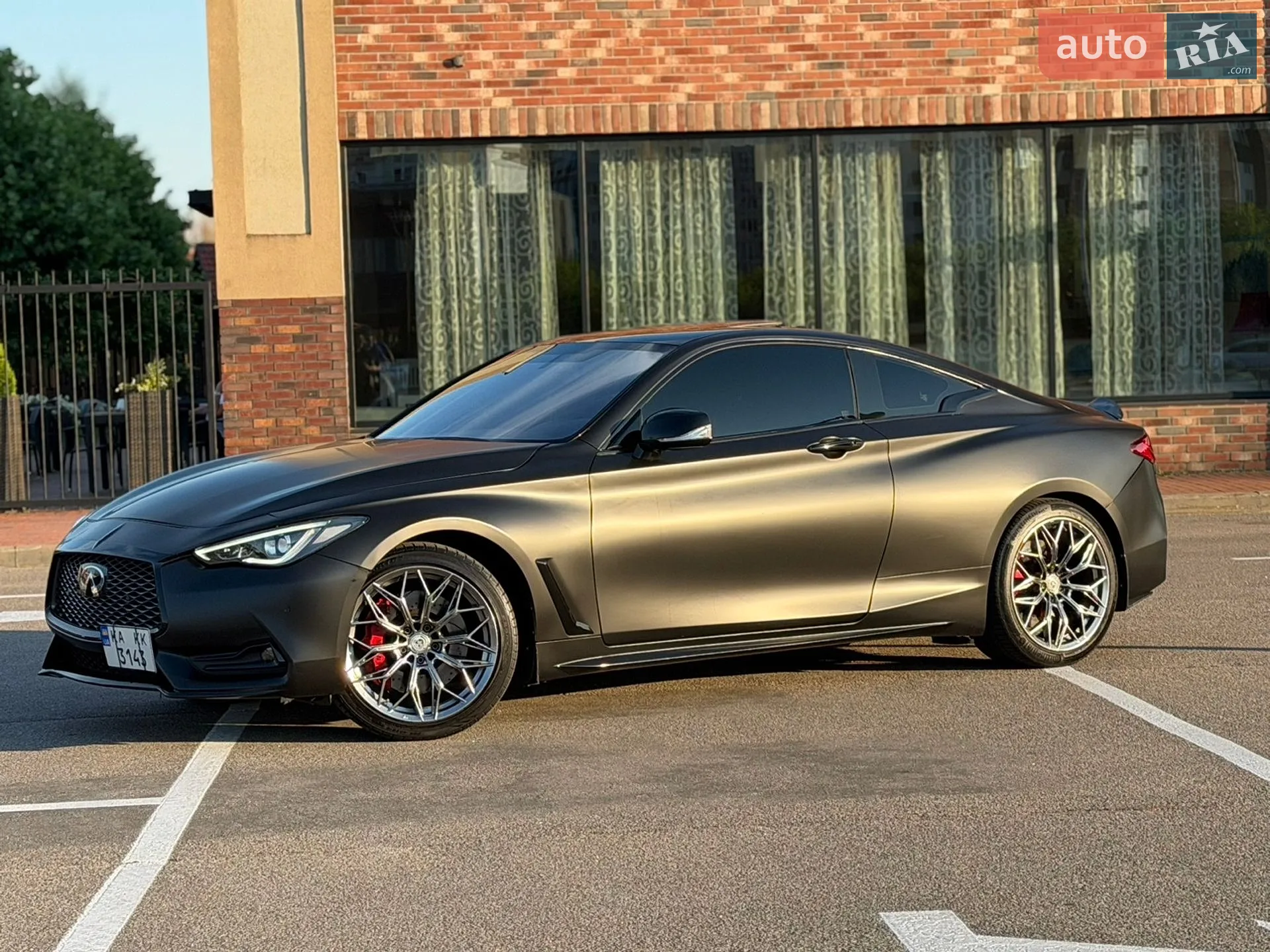 2016 Infiniti Q60 - мініатюра 3