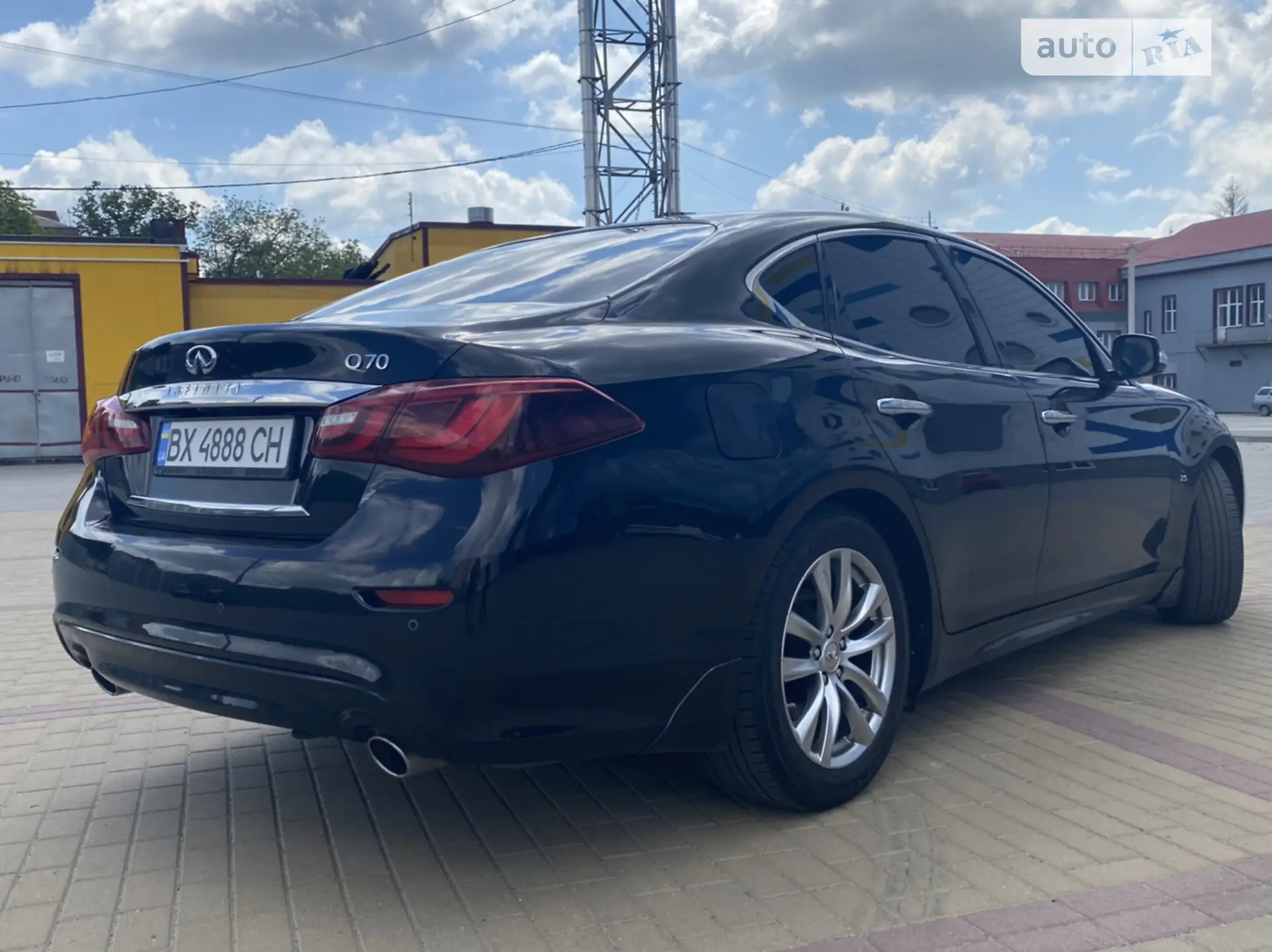 2018 Infiniti Q70 - мініатюра 10