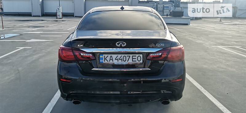 Седан Infiniti Q70 2015 в Києві фото 11 Седан Infiniti Q70 2015 в Києві