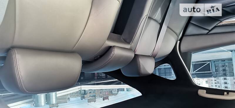 Седан Infiniti Q70 2015 в Києві фото 22 Седан Infiniti Q70 2015 в Києві