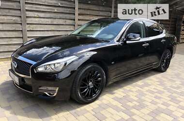 Седан Infiniti Q70 2016 в Дніпрі