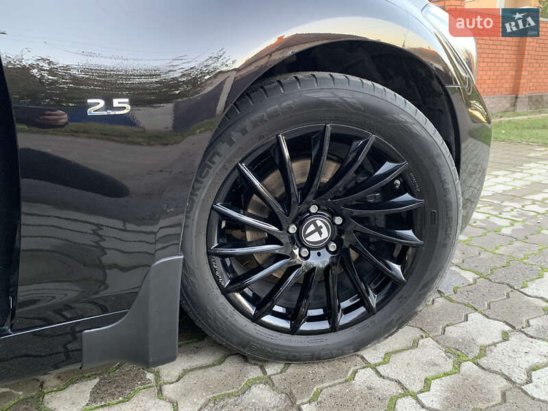 Седан Infiniti Q70 2016 в Новомосковске фото 7 Седан Infiniti Q70 2016 в Новомосковске