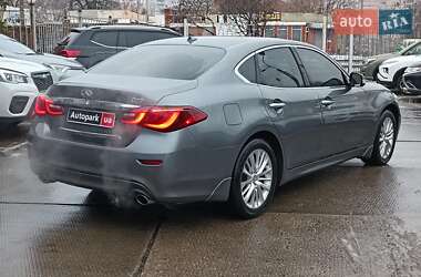 Седан Infiniti Q70 2017 в Харкові