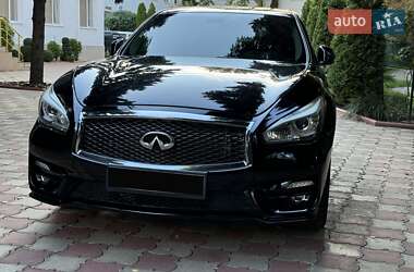 Седан Infiniti Q70 2014 в Одессе