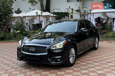 Седан Infiniti Q70 2014 в Одессе