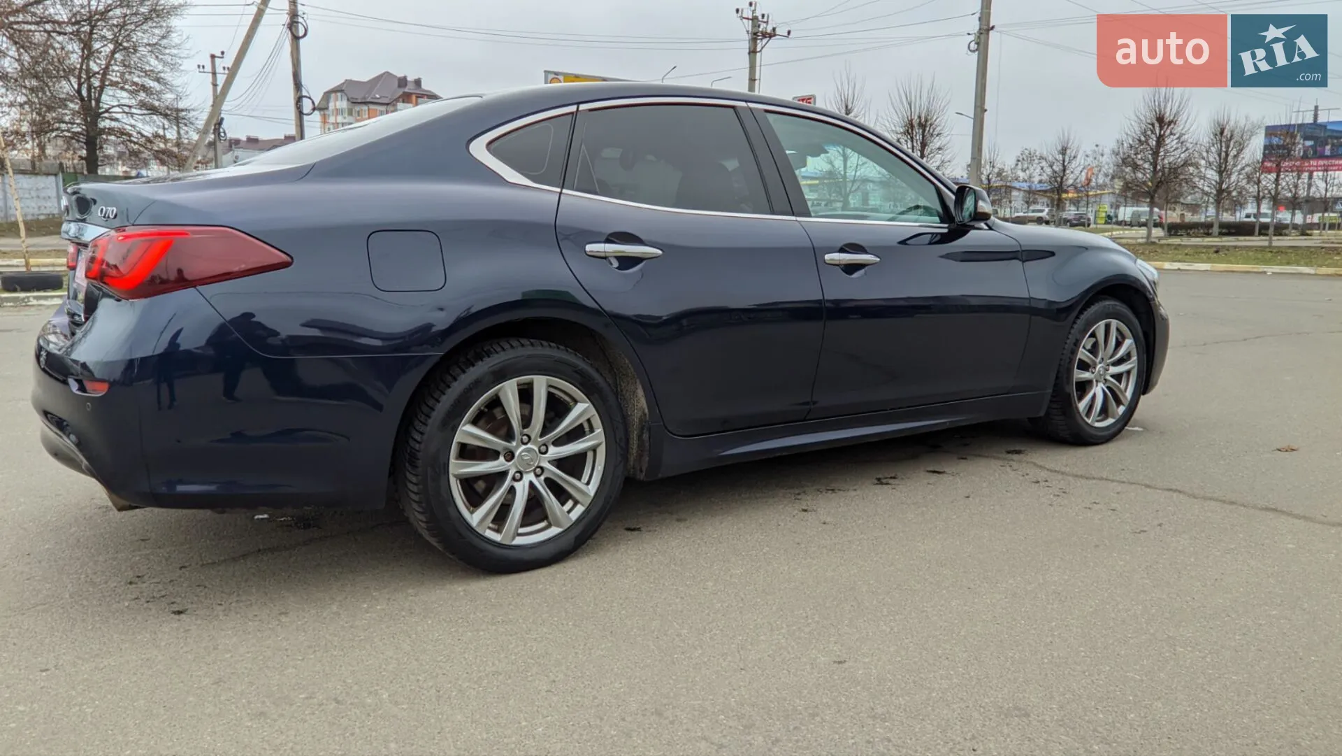2014 Infiniti Q70 - мініатюра 3