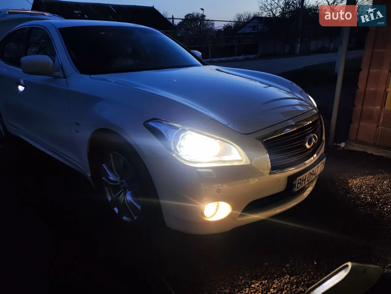 2016 Infiniti Q70 - мініатюра 24