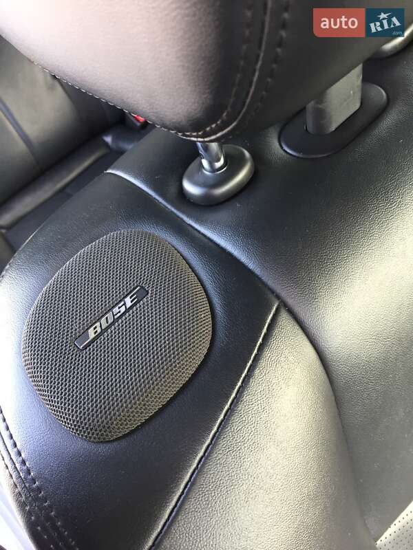 Седан Infiniti Q70 2015 в Чернигове