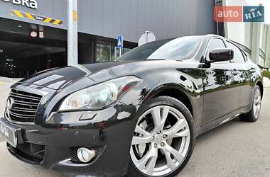 Седан Infiniti Q70 2014 в Києві