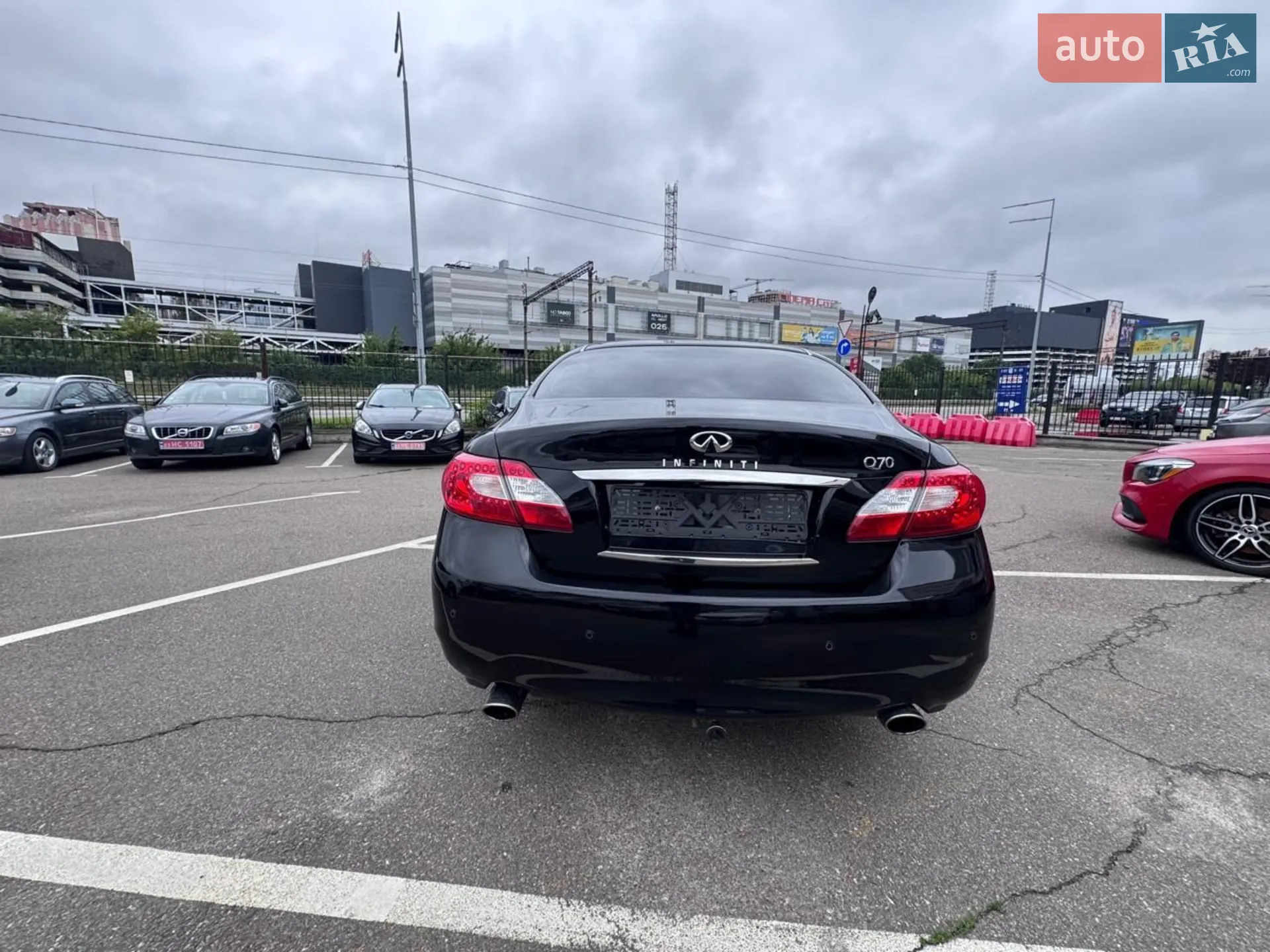 2013 Infiniti Q70 - мініатюра 2