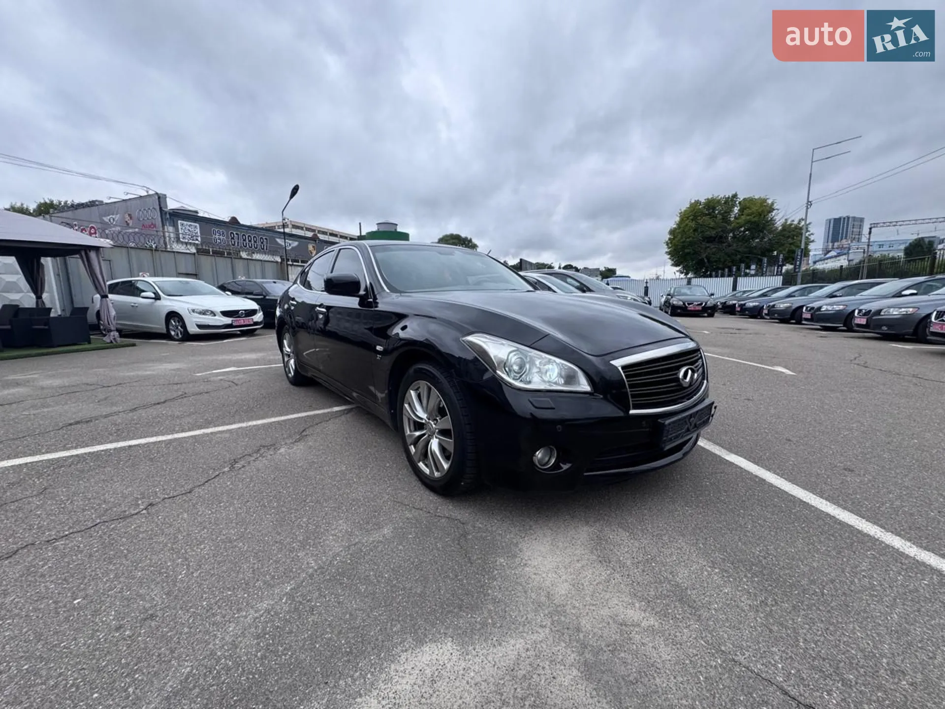 Infiniti Q70 2013 р.в