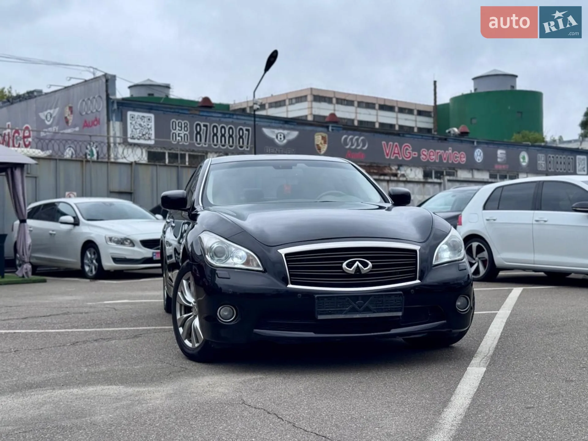 2013 Infiniti Q70 - мініатюра 8