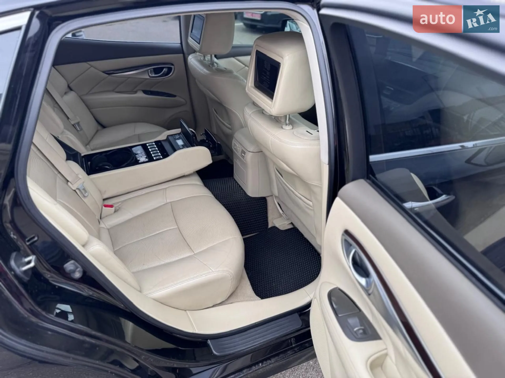 2013 Infiniti Q70 - мініатюра 23