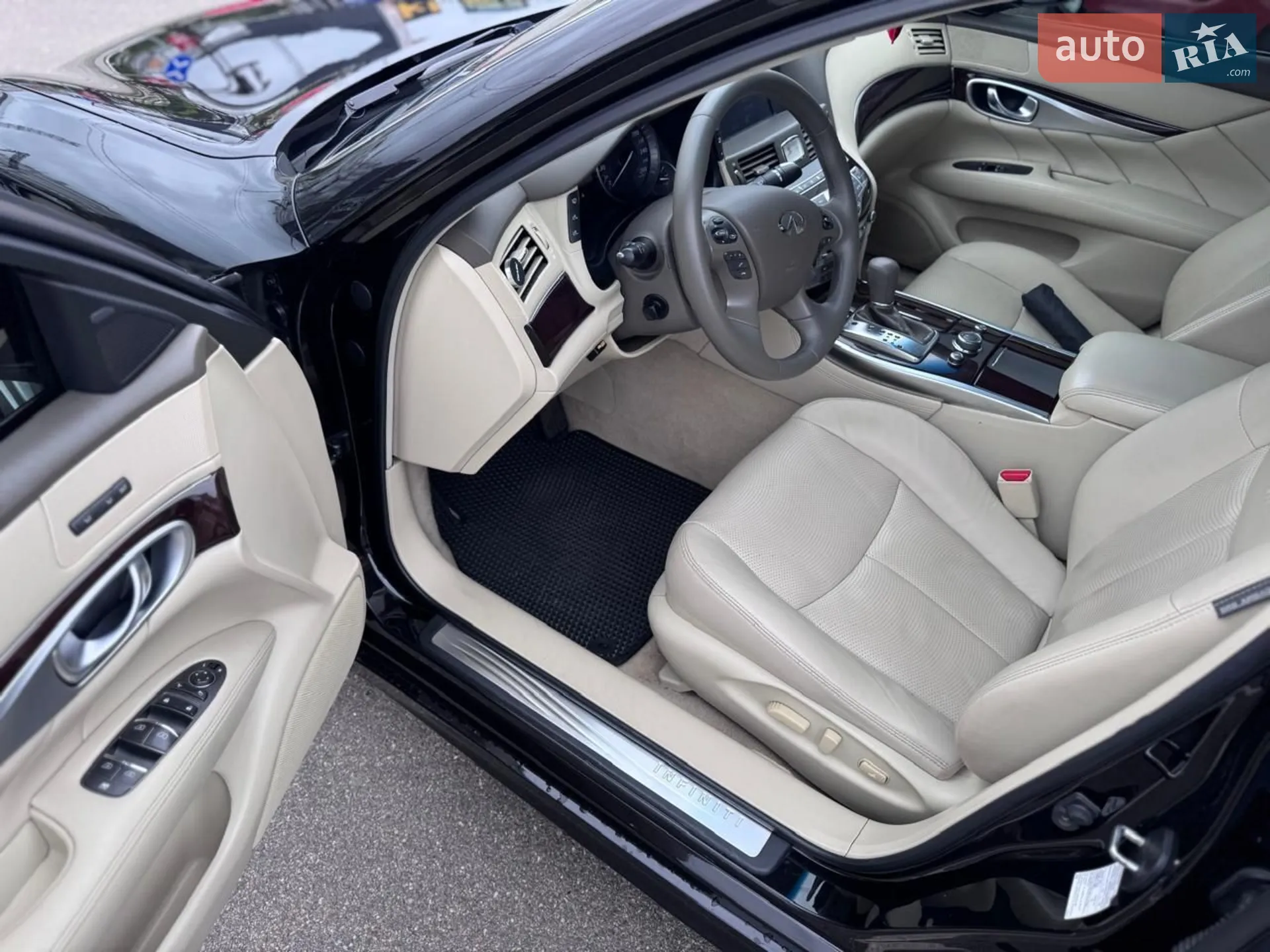 2013 Infiniti Q70 - мініатюра 30